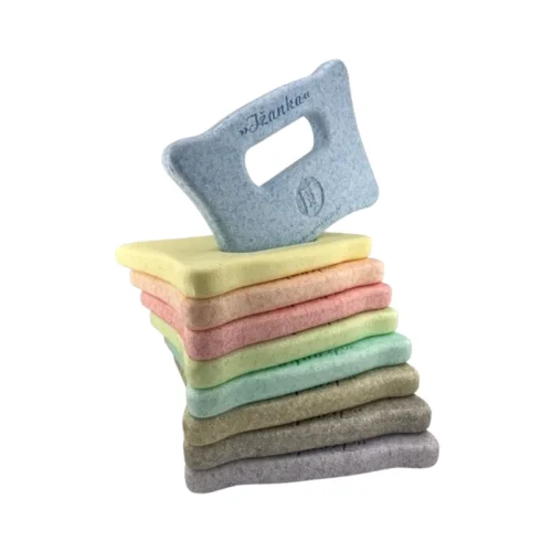 Sve boje motavila iž s ručom, motavila poslagana u visinu